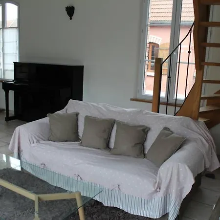 Σπίτι διακοπών Jolie Maison Avec Jardin - 2 Chambres *